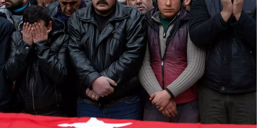 Zwei türkische Soldaten sterben bei einem Anschlag in der Osttürkei. (Archivbild)