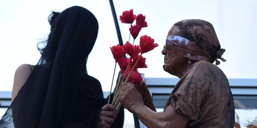 Demonstration nach Dammbruch in Brasilien.