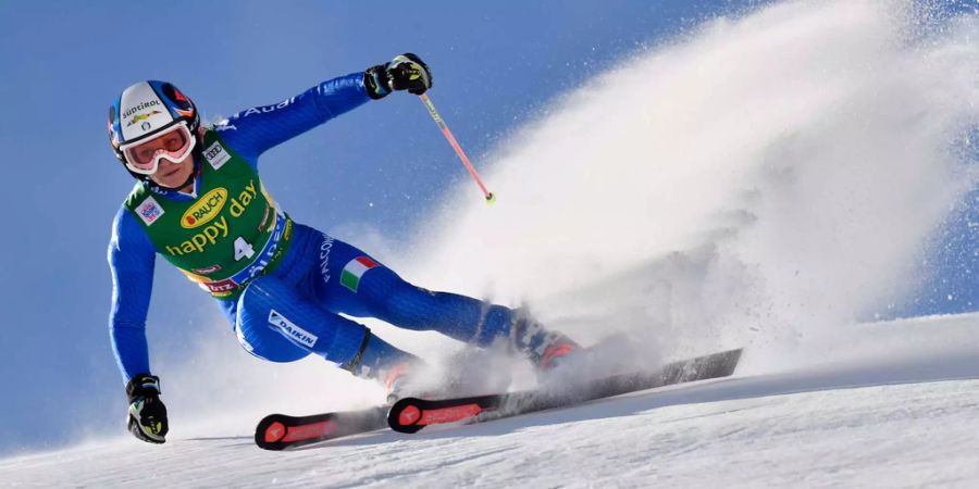 Manuela Moelgg führt nach dem ersten Lauf in Sölden.