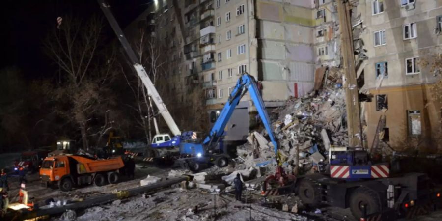 Ein eingestürztes Gebäude in Magnitogorsk, Russland.