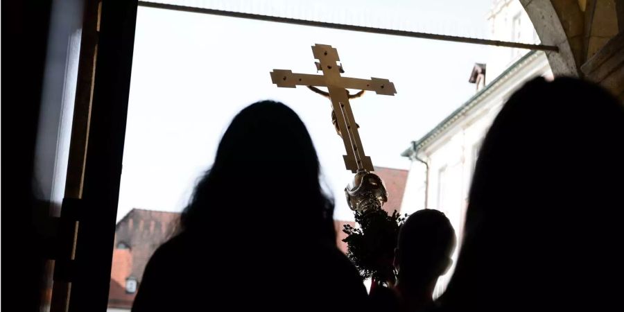 Papst Franziskus räumte Fehler im Umgang mit dem Missbrauchsskandal in Chile ein (Symbolbild).