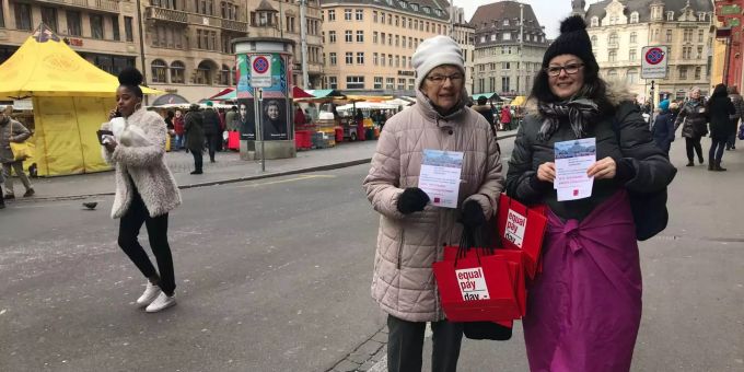 Equal Pay Day - «Frauen sind die Accessoires in der Arbeitswelt»