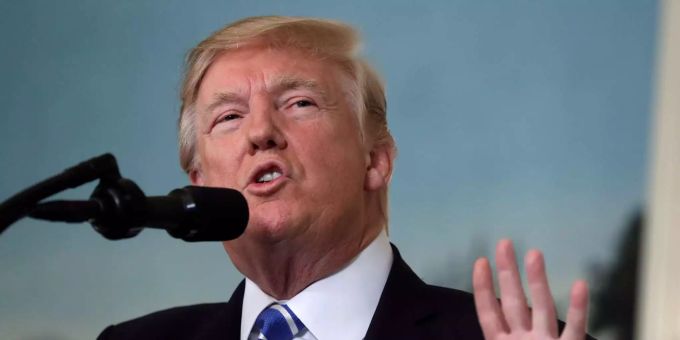Alles paletti? Trump lässt sich Anfang Jahr in einem Militärspital durchchecken. Alles paletti? Trump lässt sich Anfang Jahr in einem Militärspital durchchecken.