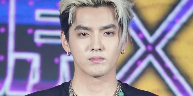 Kris Wu könnte für lange Zeit hinter Gitter wandern. Kris Wu könnte für lange Zeit hinter Gitter wandern.