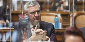 Flirt mit FDP - Andreas Glarner verliert seine Vizepräsidentin Flirt mit FDP - Andreas Glarner verliert seine Vizepräsidentin