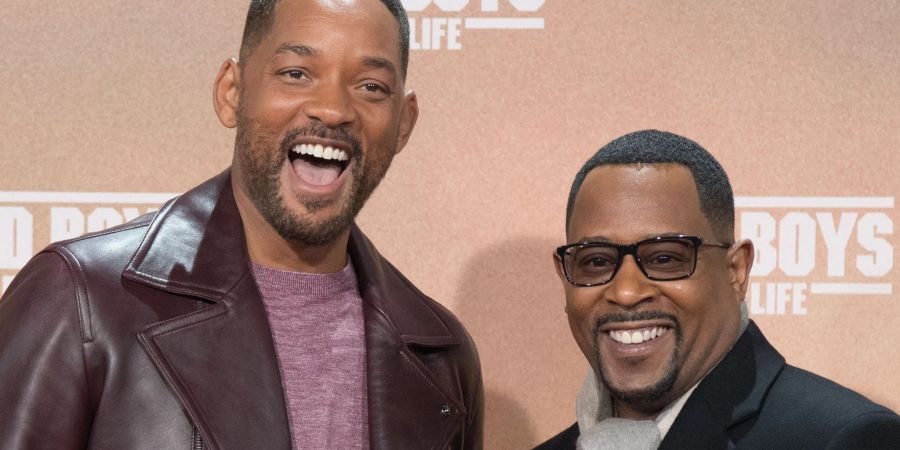 Die Schauspieler Will Smith (l) und Martin Lawrence kommen zur Deutschlandpremiere von "Bad Boys For Life".