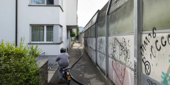 Lärmwand an der A6 im Ostring-Quartier. A6
