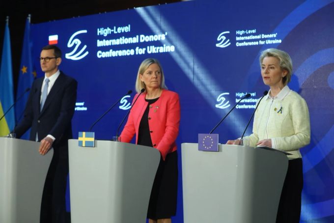 Auch EU-Kommissions-Präsidentin Ursula von der Leyen war an der Geberkonferenz in Warschau. Ukraine Krieg