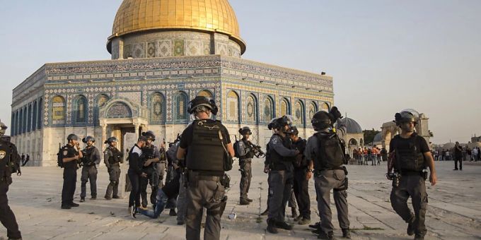 Die israelische Polizei ist angesichts des bevorstehenden «Flaggenmarsches» in erhöhte Alarmbereitschaft versetzt worden. (Archivbild) Die israelische Polizei ist angesichts des bevorstehenden «Flaggenmarsches» in erhöhte Alarmbereitschaft versetzt worden. (Archivbild)