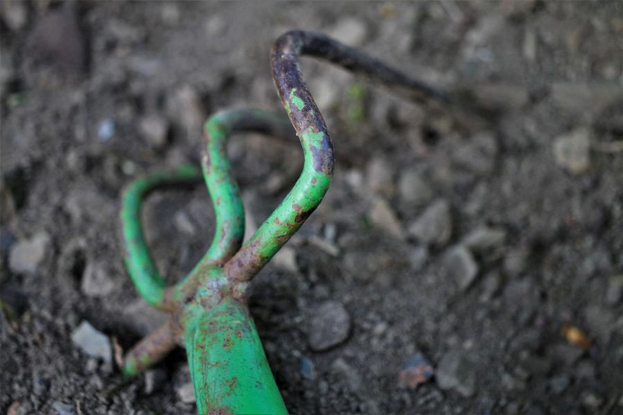 Harke Boden Krümelstruktur trocken