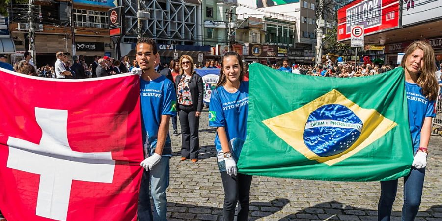 2018 wurde das 200-jährige Bestehen von Nova Friburgo gefeiert, einem Auswanderungsziel vieler Schweizer Staatsangehöriger in der brasilianischen Provinz Rio de Janeiro.