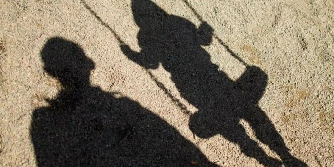Private Samenspender können ein Umgangsrecht haben, sofern sie ein ernsthaftes Interesse an dem Kind haben und der Umgang dem Kindeswohl dient. Foto: Julian Stratenschulte/dpa Private Samenspender können ein Umgangsrecht haben, sofern sie ein ernsthaftes Interesse an dem Kind haben und der Umgang dem Kindeswohl dient. Foto: Julian Stratenschulte/dpa