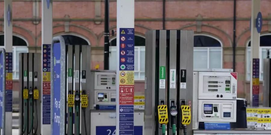 Eine Tankstelle in Sheffield ist wegen Kraftstoffmangels geschlossen.