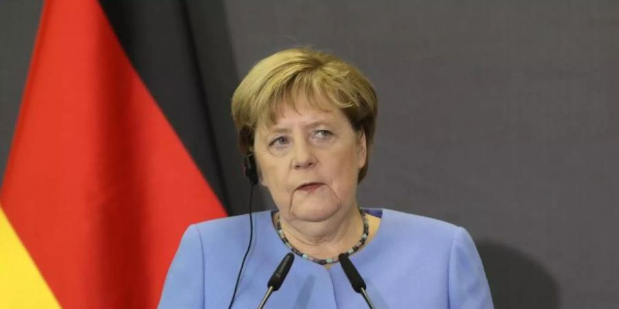 Angela Merkel nimmt an einer gemeinsamen Pressekonferenz mit dem albanischen Premierminister Rama teil. Foto: Franc Zhurda/AP/dpa