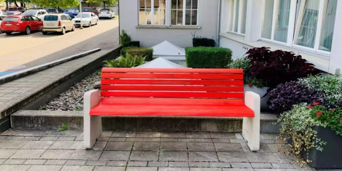 So sehen die neuen «Bottminger Bänkli» aus.