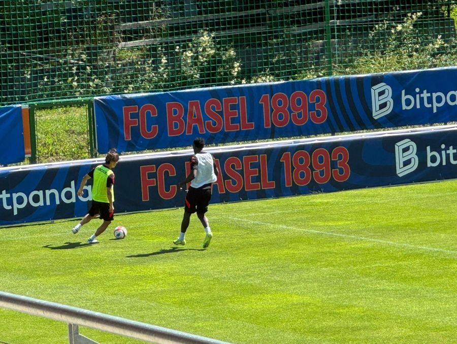 Der FC Basel holt sich in der Vorbereitung die Kraft für drei Wettbewerbe.