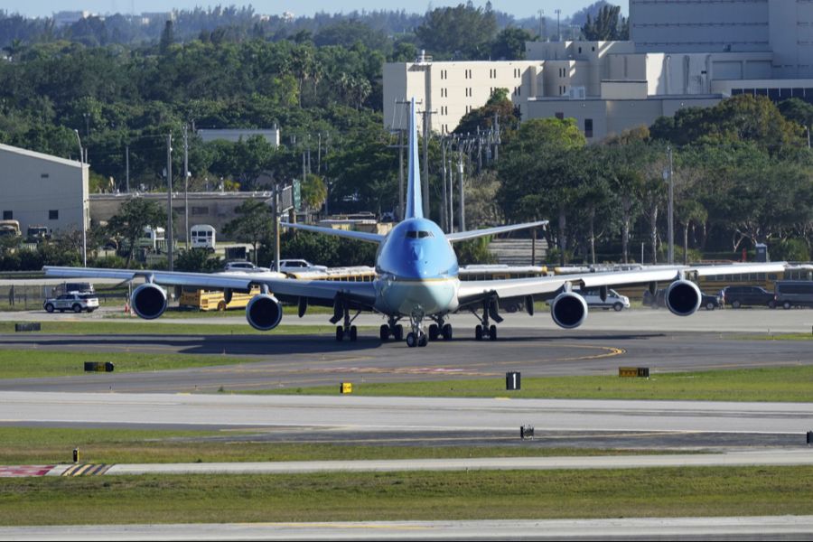 Die Air Force One ist auf die Bedürfnisse eines US-Präsidenten zugeschnitten.