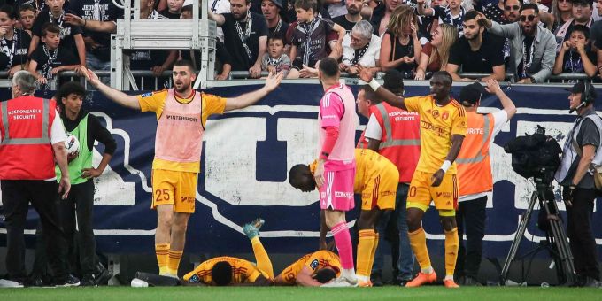 Girondins de Bordeaux steigt in 3. Liga ab. Girondins Bordeaux
