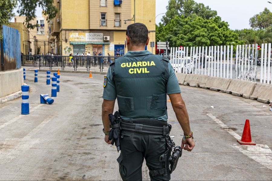 Gemäss offiziellen Dokumenten wurden die Regierung von Ceuta und die Polizei vom Geheimdienst vorgewarnt.