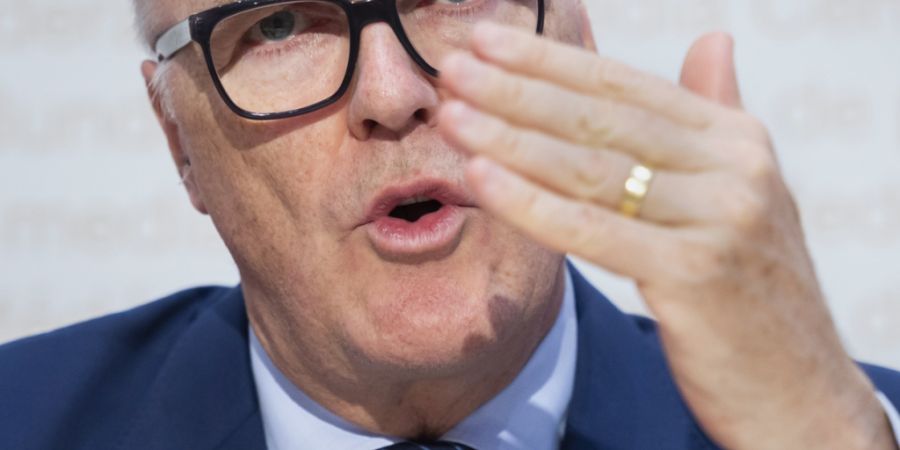 Bundesrat Martin Pfister sprach in Rorschach unter anderem über den «Rorschachtest». (Archivbild)