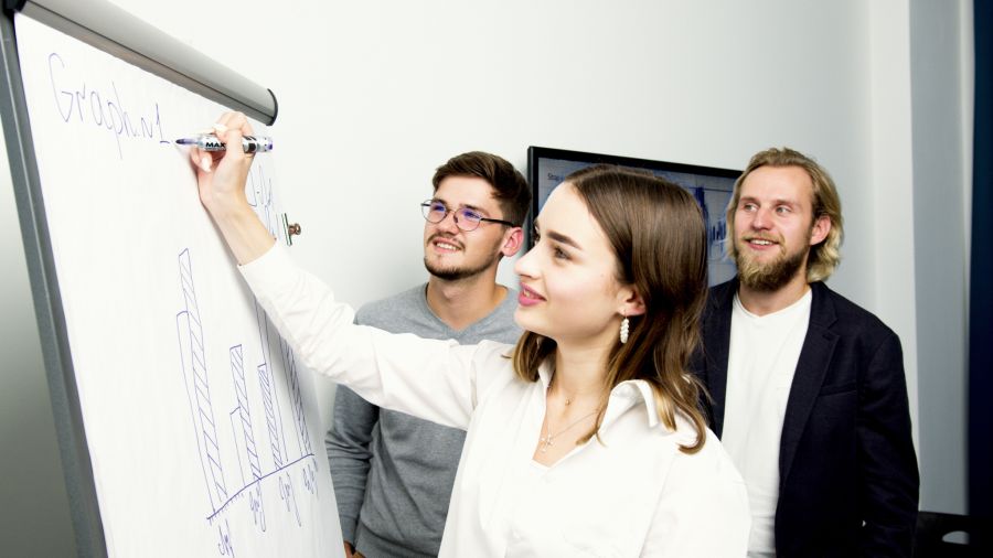 Einige NGO lassen ihre Praktikanten kostenlos arbeiten.