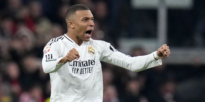 Kylian Mbappé rettet Real Madrid einen Punkt im Derby. Kylian Mbappé Real Madrid