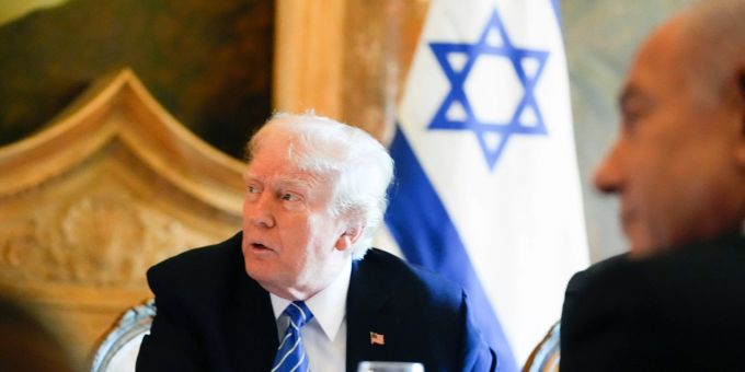 US-Präsident Donald Trump und Benjamin Netanjahu loben sich immer wieder gegenseitig. Donald Trump