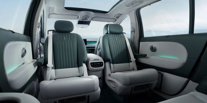 Der Innenraum des Hyundai IONIQ 9: Platz satt, mehr ist dazu nicht zu sagen. Hyundai IONIQ 9