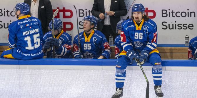 EV Zug HC Davos