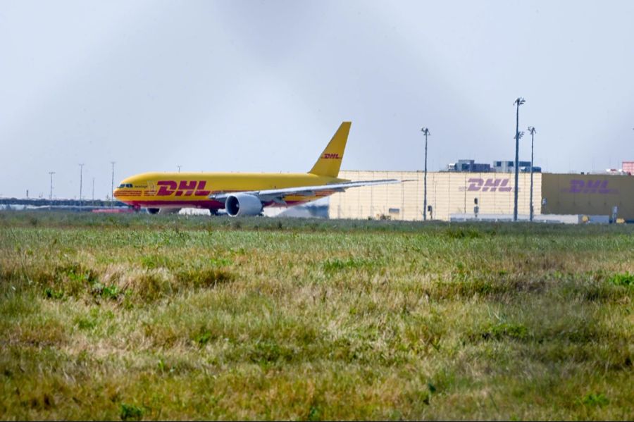 DHL Leipzig Flughafen Russland