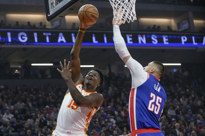 Clint Capela während dem Spiel gegen die Sacramento Kings. Clint Capela