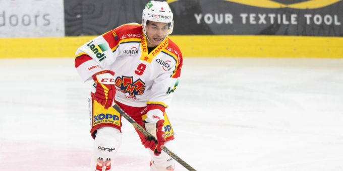 Spielt ab kommender Saison für Kloten: Noah Delémont. Noah Delémont EHC Kloten