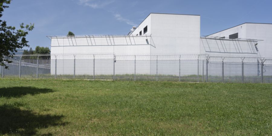 Das Haft- und Untersuchungsgefängnis Grosshof in Kriens benötigt zusätzliche Plätze. (Archivaufnahme)