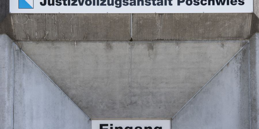 In der JVA Pöschwies kam es am Freitag zu einer gewalttätigen Auseinandersetzung zwischen zwei Personen. Eine musste ins Spital gebracht werden. (Archivbild)