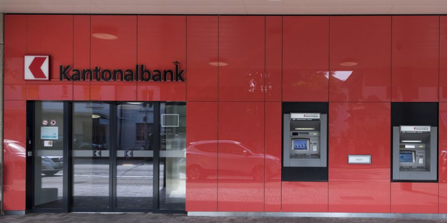 Die Initiative «BLKB - die Bank fürs Baselbiet» will der Basellandschaftlichen Kantonalbank strengere Auflagen machen. Die Zeichen im Landrat standen bisher aber auf Gegenvorschlag. (...