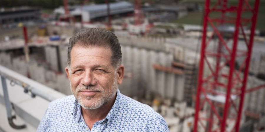 Marcel Aumer, CEO und Mehrheitsaktionär von Flexbase, lässt in Laufenburg AG einen grossen Batteriespeicher bauen.