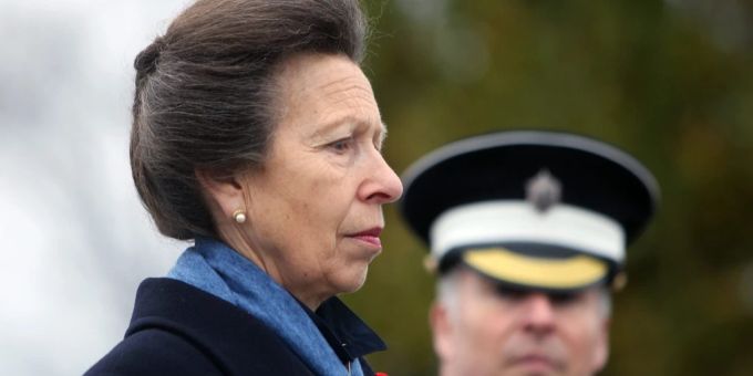 Gehirnerschütterung - Unfall: Prinzessin Anne erinnert sich an nichts