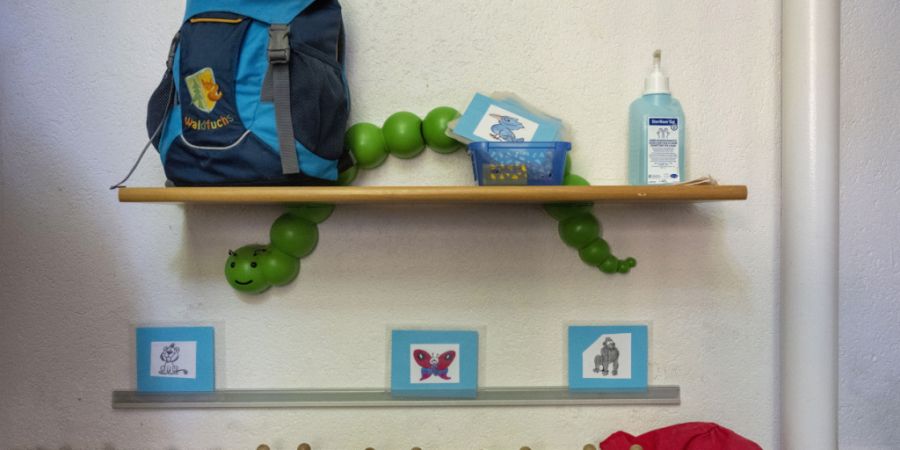 In einer Kita in Zürich brach am Montag ein Brand aus. Die  Polizei nahm in diesem Zusammenhang eine Mitarbeiterin fest. (Symbolbild)