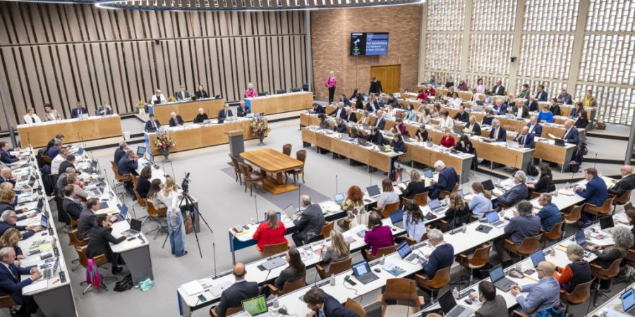 Der Zürcher Kantonsrat hat die Sterbehilfe-Initiative abgelehnt. Er stellt ihr aber einen ähnlichen Gegenvorschlag gegenüber. (Symbolbild)