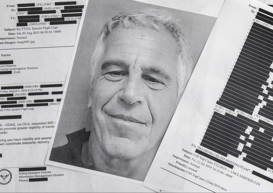 Epstein führte einen globalen Missbrauchsring: Millionen veröffentlichte Akten offenbaren nur einen Bruchteil.