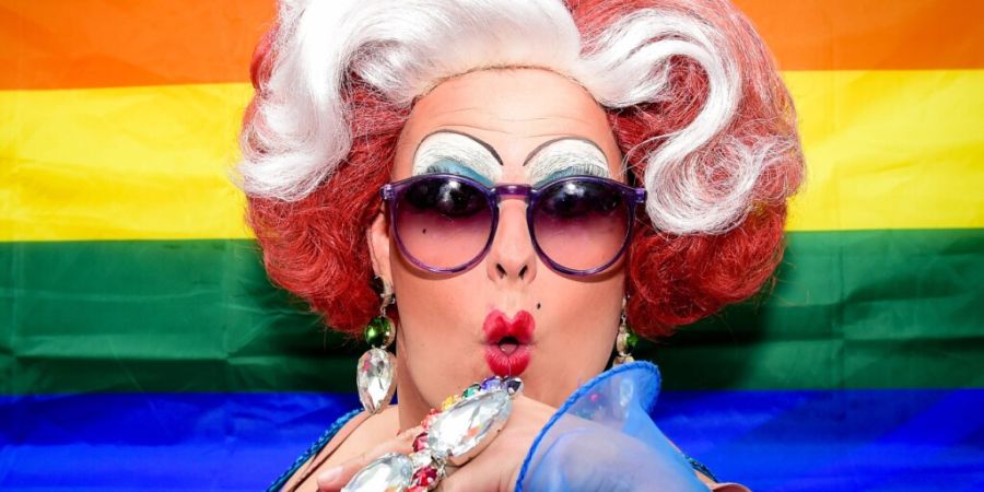Eine Drag Queen lädt am 17. Mai zur Stadtführung in Luzern. (Symbolbild)