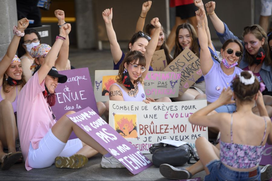 Das Feministische Kollektiv erhielt mehrere Beschwerden und stiess die Debatte an. (Symbolbild)