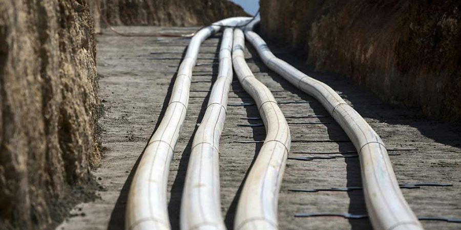 Die geplante Höchstpannungsleitung zwischen Niederwil AG und Obfelden ZH kommt auf einem Teilabschnitt unter den Boden. Bald beginnt das öffentliche Auflageverfahren für das Projekt....