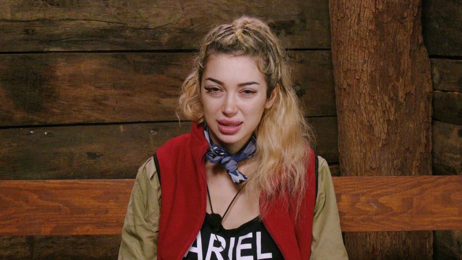 Am Mittwochabend packte Ariel intime Details über ihre Beziehung zu ihrer Mutter aus.