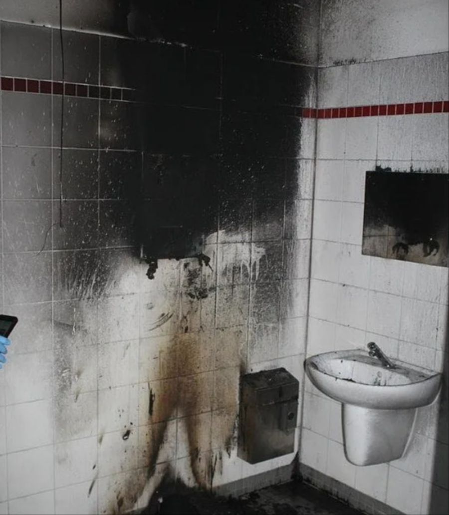 Karolina-Burger-Schule Ludwigshafen Toilette Brandstiftung