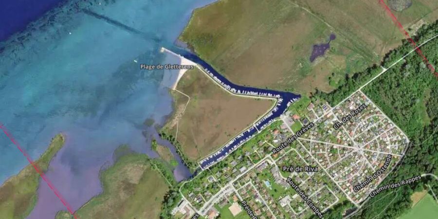 Aufgrund einer unbekannten Verschmutzung ist der Hafen von Gletterens am Neuenburgersee bis auf Weiteres geschlossen.