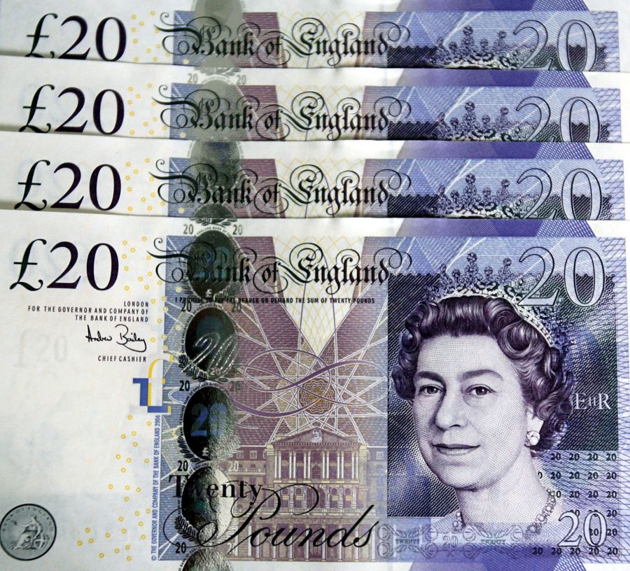 Fünf britische Pfund-Noten kosten in der Produktion etwa gleich viel, wie eine Franken-Note.