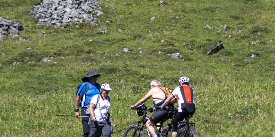 Obwaldner Staatsangestellte, die frühzeitig in Pension gehen, sollen keinen Zustupf mehr erhalten. (Symbolbild)