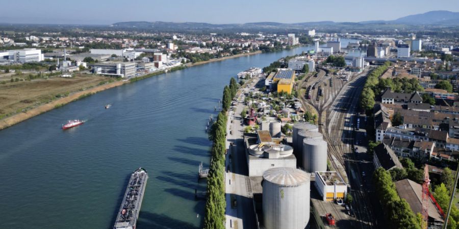 Die neugestaltete Westquaipromenade soll das Basler Hafengebiet besser erschliessen. (Archivbild)