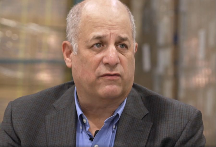 Die hohen Zölle sind für sein Unternehmen eine Katastrophe.